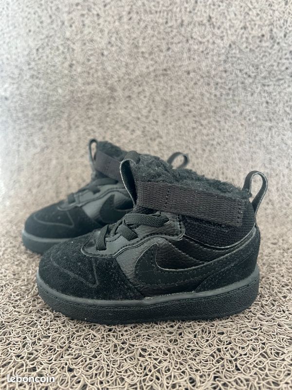 Baskets pour enfants Nike Court Borough Mid Winterized TD noir pointure 21 (image 2)