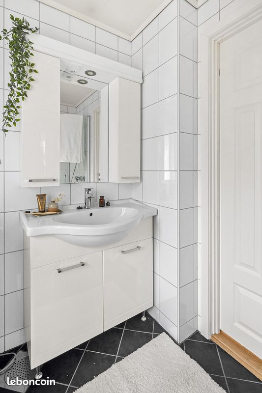 Appartement 4 pièces 100 m² · à Saint-Mandé · 100 m² · 2 932 €/mois