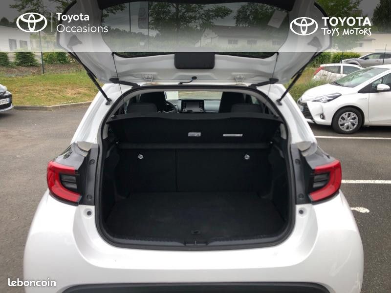 Toyota Yaris 120 VVT-i Design (image 9)