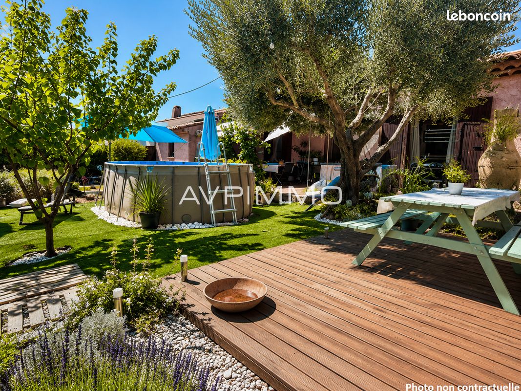 Maison 4 pièces 85 m² · à Saint-Cyr-sur-Mer · 85 m² · 550 000 €