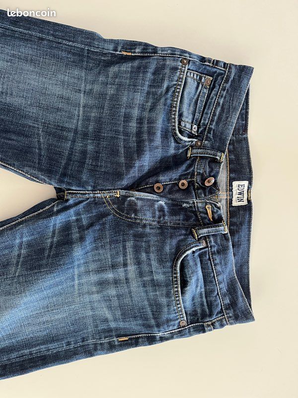 Jean Homme Edwin Noir – Taille 29 – Coupe Straight Regular – Bon État