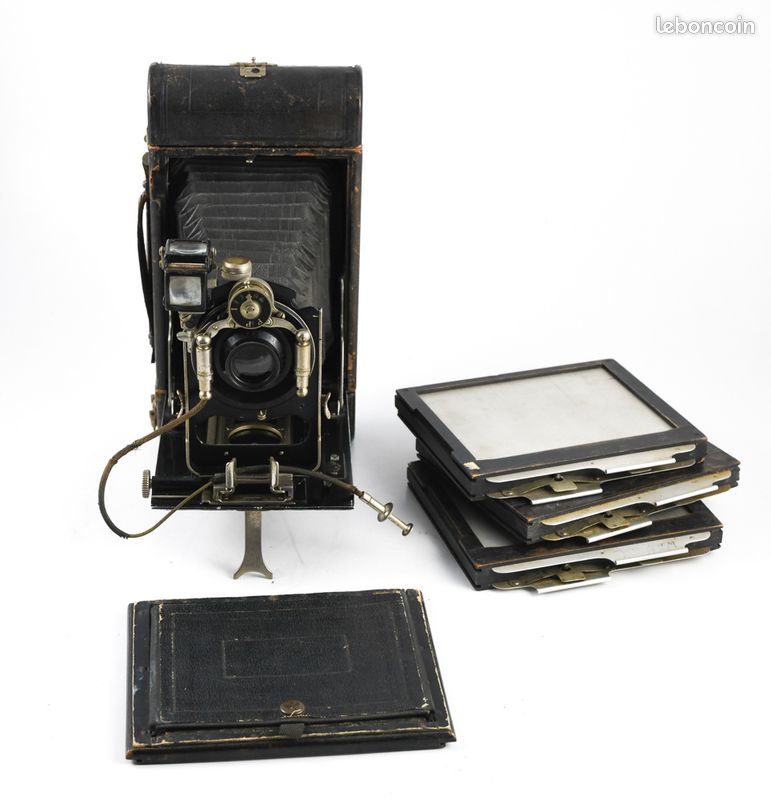 Ancien appareil photographique à soufflet (1913-1925) Ernemann Heag