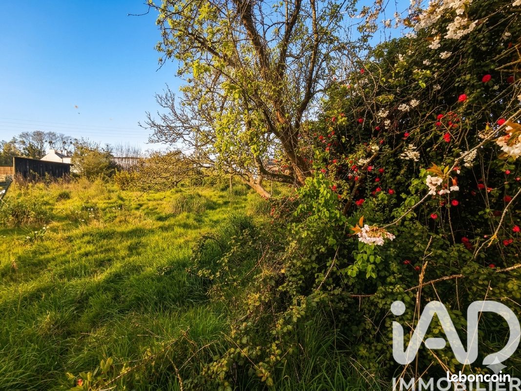 Terrain 602 m² · à Squiffiec · 602 m² · 33 500 €