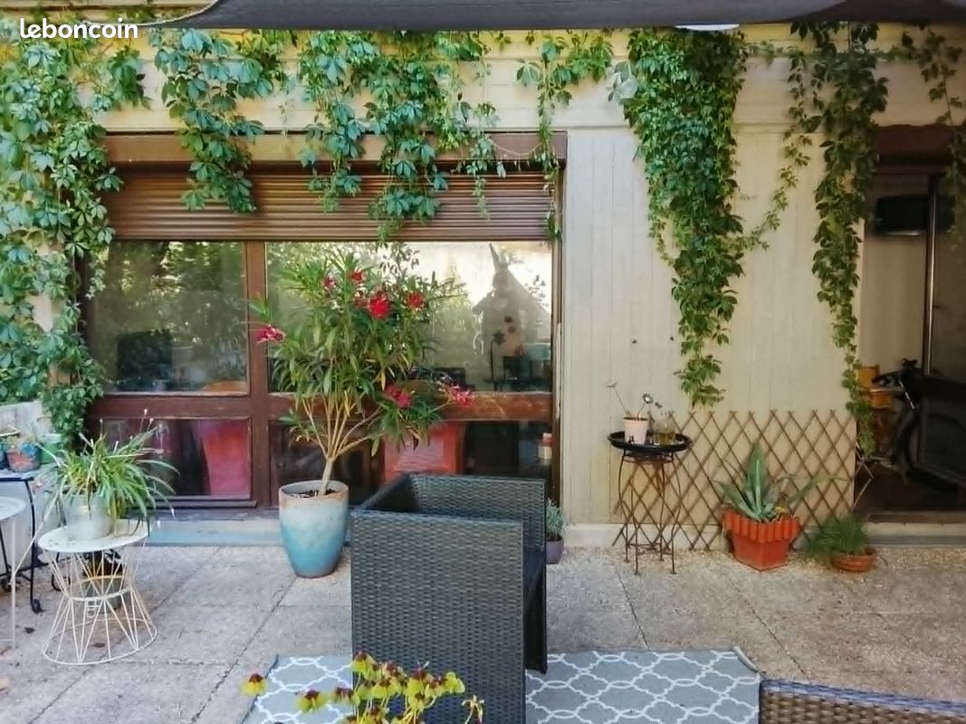 Appartement 3 pièces 70 m² · à Échirolles · 70 m² · 155 000 €