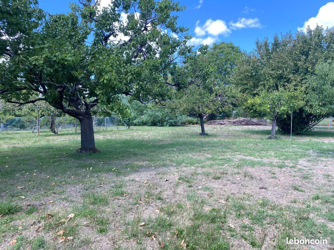 Terrain 1038 m² · à Marmande · 1 038 m² · 44 000 €