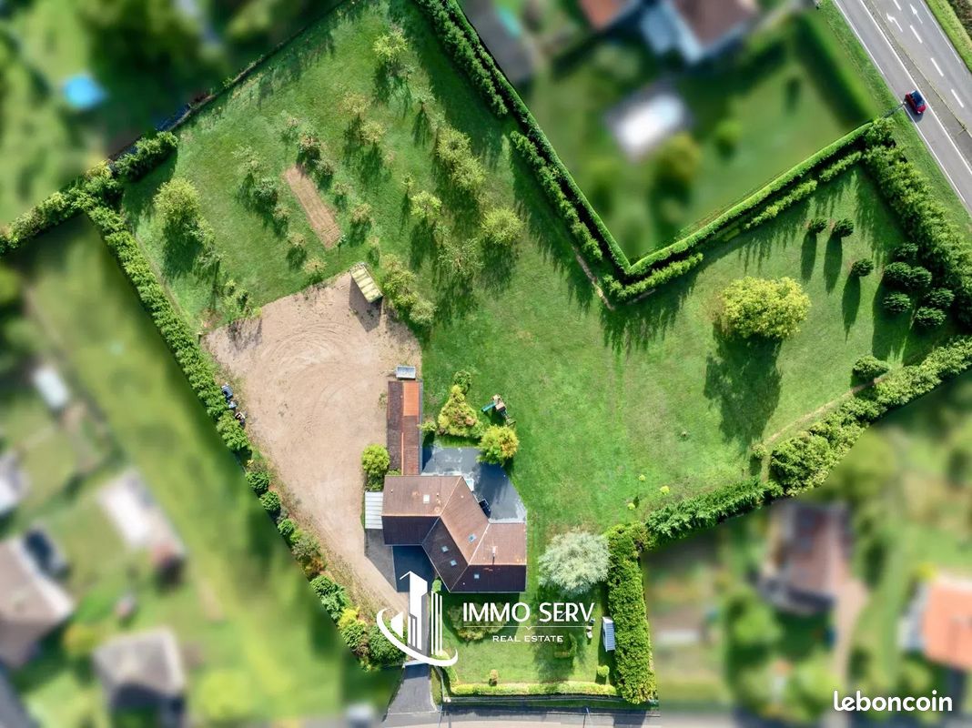 Maison 9 pièces 245 m² · à Louvigny · 245 m² · 710 000 €