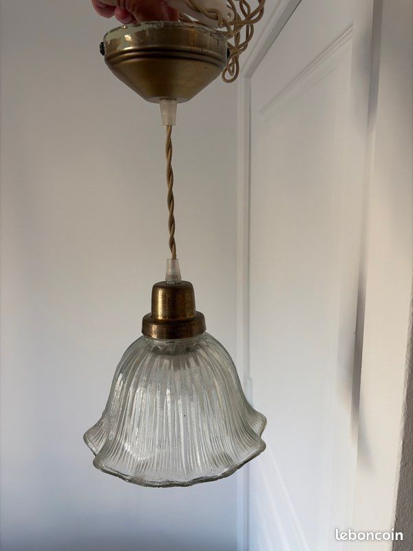 Suspension vintage en verre et laiton (image 1)
