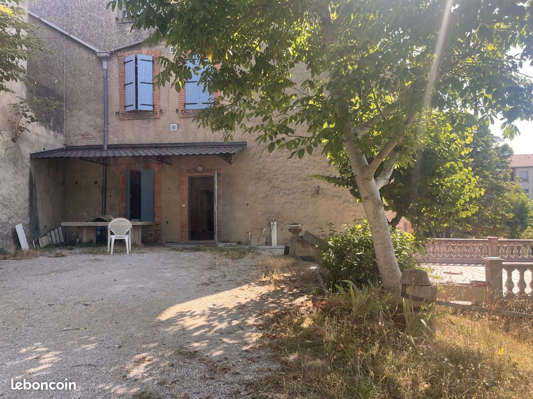 Appartement 4 pièces 107 m² · à Puylaurens · 107 m² · 612 €/mois