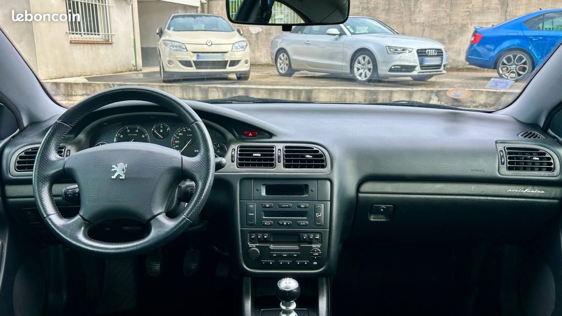 Peugeot 406 Coupé 3.0 V6 210cv (image 7)
