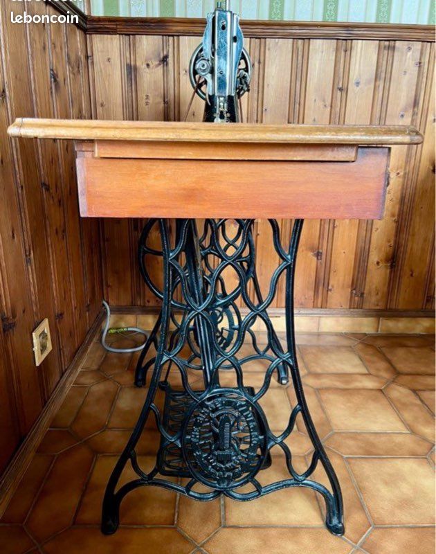 Machine à coudre Singer d’époque 1930 (image 8)