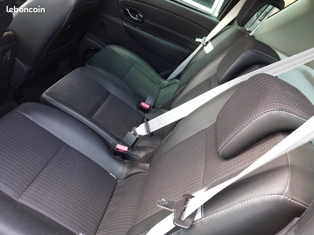 Renault Mégane Scénic 1.5 Dci 110 CH Bose EDC (image 6)