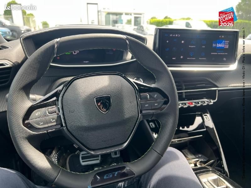 Peugeot 2008 e-2008 156ch 54 kWh GT (image 17)