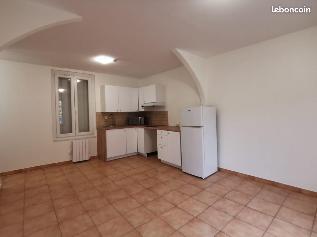 Appartement 1 pièce 34 m² · à Dammarie-les-Lys · 34 m² · 625 €