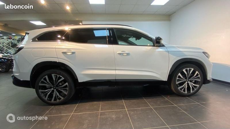 Renault Espace 1.2 E-Tech full hybrid 200ch Iconic 7 places - 24 (image 4)