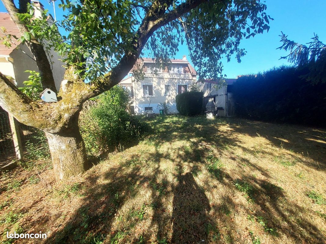 Maison 6 pièces 107 m² · à Sainte-Geneviève · 107 m² · 189 500 €