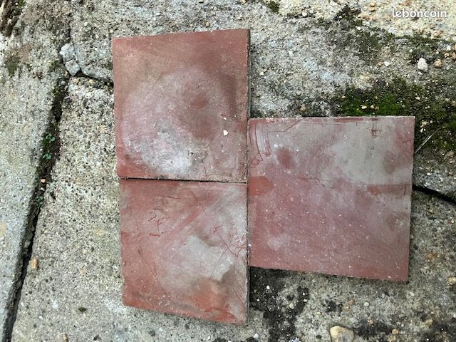 65 Tomettes 16X16 (image 1)