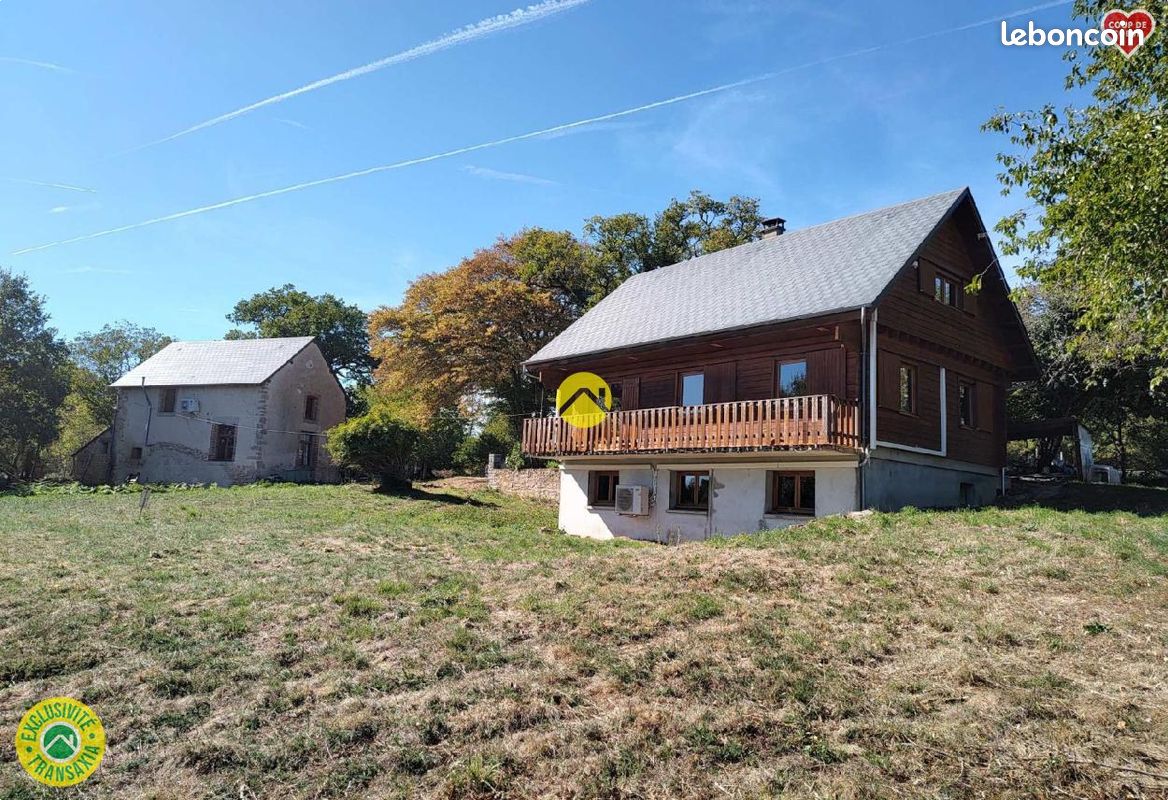 Maison 8 pièces 173 m² · à Dun-le-Palestel · 173 m² · 367 500 €