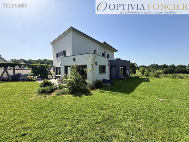 Propriété 8 pièces 197 m²