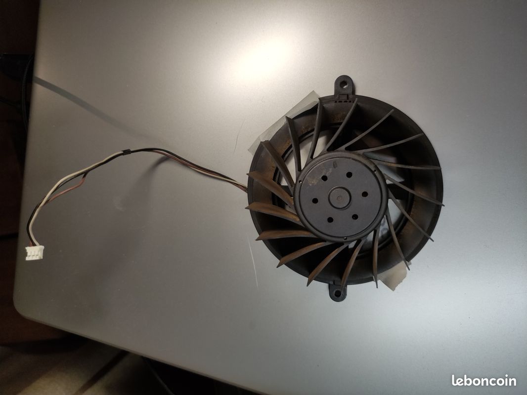 Ventilateur de PS3 slim (2004-A) - Consoles Ventilateur de PS3 slim (2004-A) - Consoles