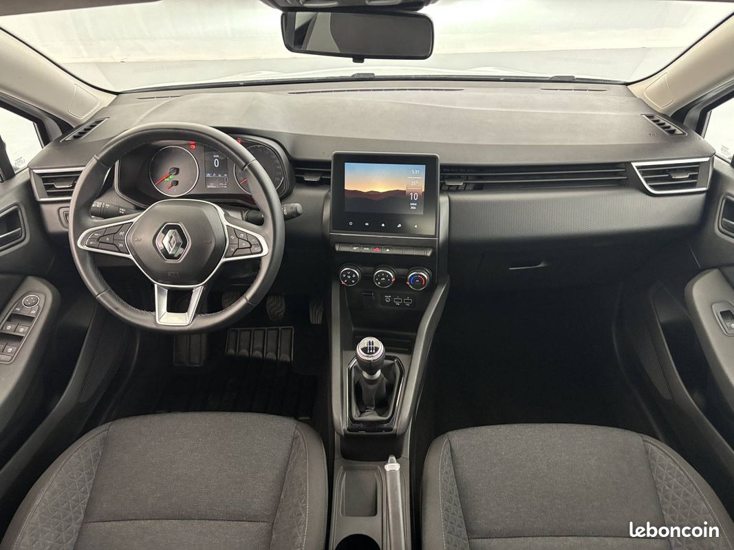 RENAULT Clio TCe 90 Equilibre (image 27)
