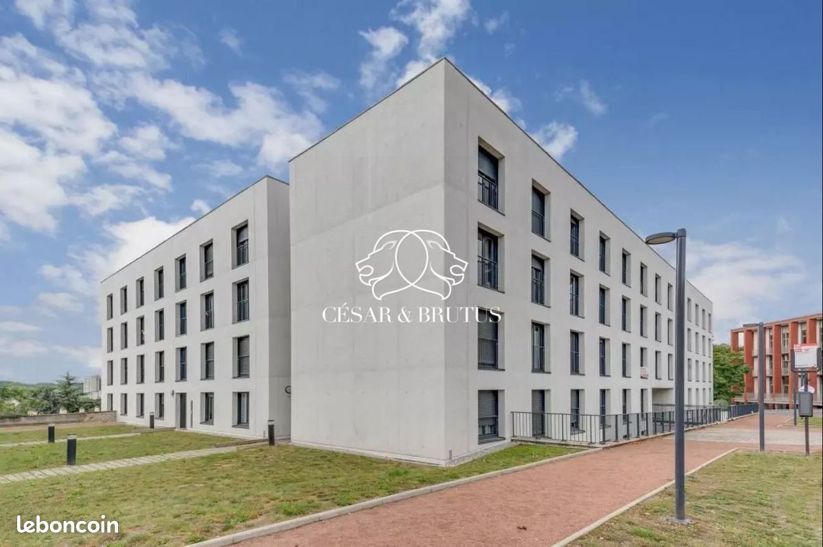 Appartement 1 pièce 19 m² · à Oullins-Pierre-Bénite · 19 m² · 65 000 €