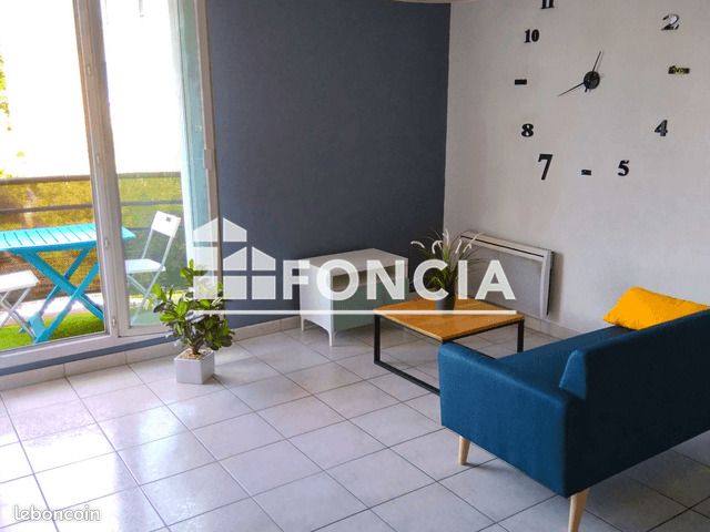 Appartement a louer villefranche-sur-saone - 1 pièce(s) - 35 m2 - Surfyn