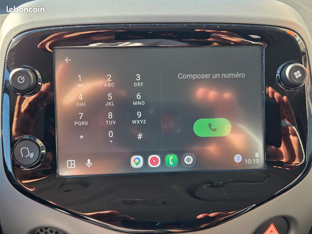 TOYOTA AYGO 1.0 VVTI 70 BOITE AUTO GRAND ECRAN CARPLAY 1er MAIN ENTRETIEN ET GARANTIE TOYOTA (image 23)