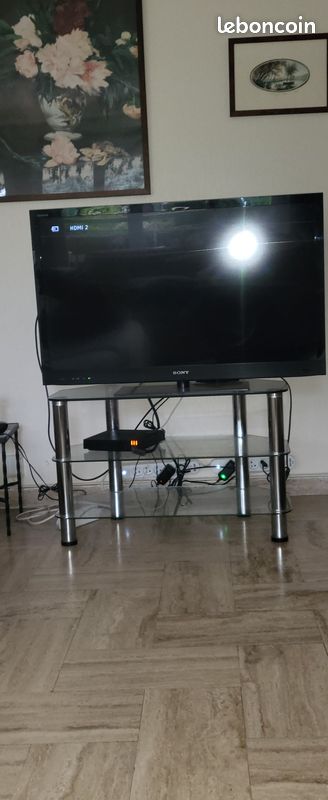 Table tv (image 1)