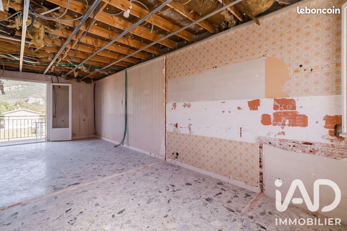 Maison 4 pièces 105 m² · à Vertrieu · 105 m² · 220 000 €
