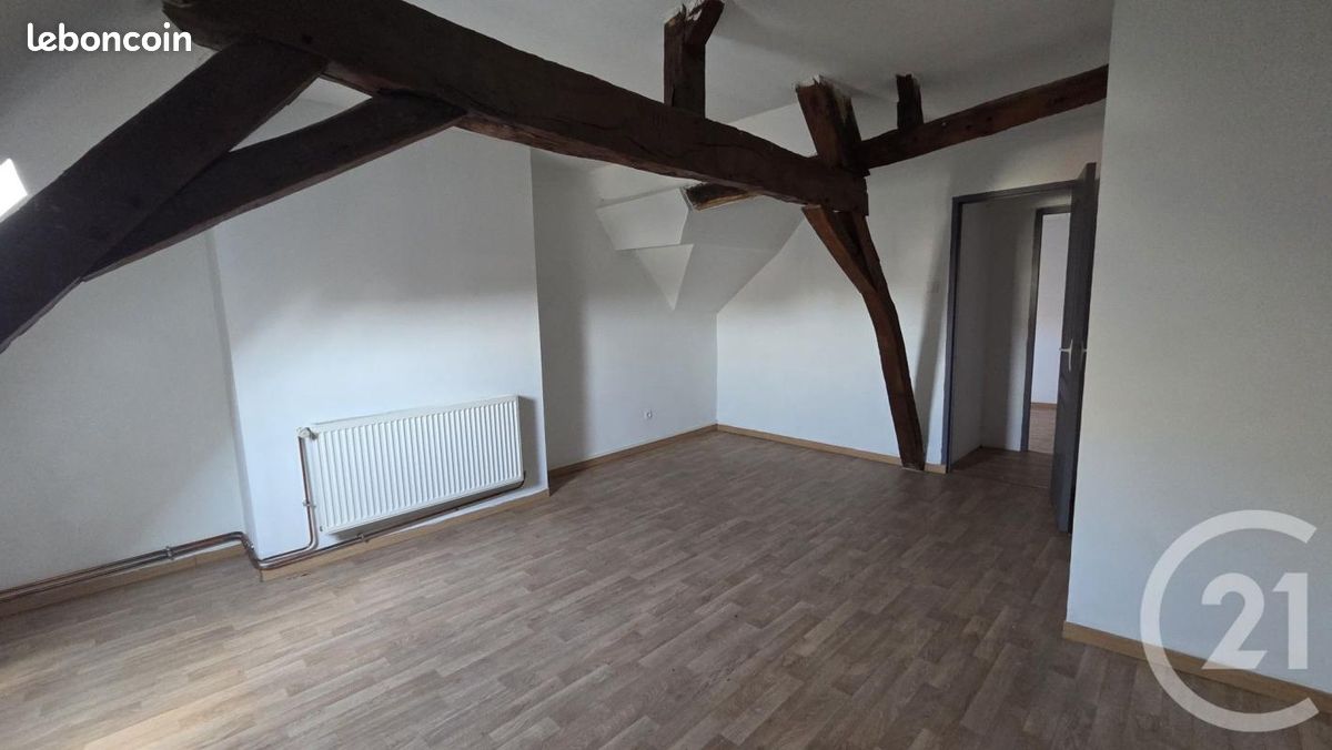 Maison 6 pièces 104 m² · au Cateau-Cambrésis · 104 m² · 63 000 €
