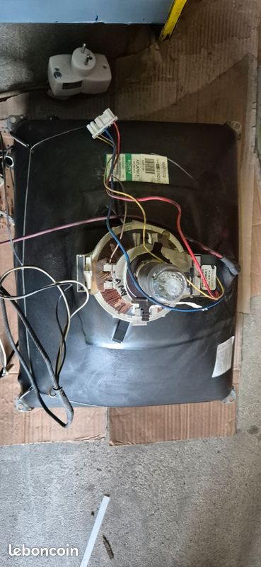 Tube cathodique Sony Trinitron borne arcade – pour pièces (image 3)