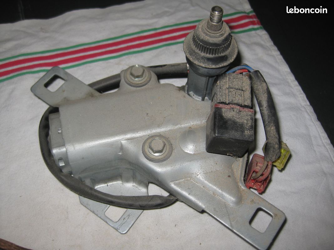 Moteur essuie-vitres AR 106 (image 1)