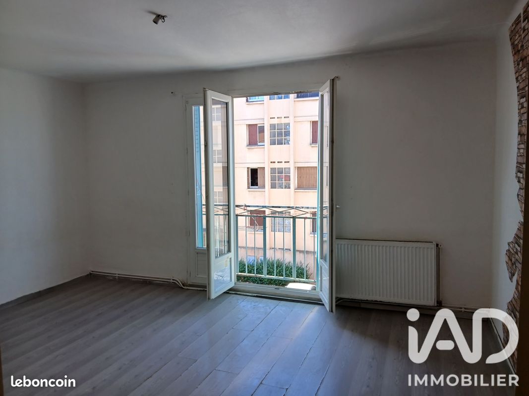Appartement 4 pièces 68 m² · à Orange · 68 m² · 55 000 €