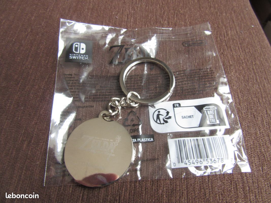 Porte-cles - Zelda - Logo Triforce Lumineux - NINTENDO