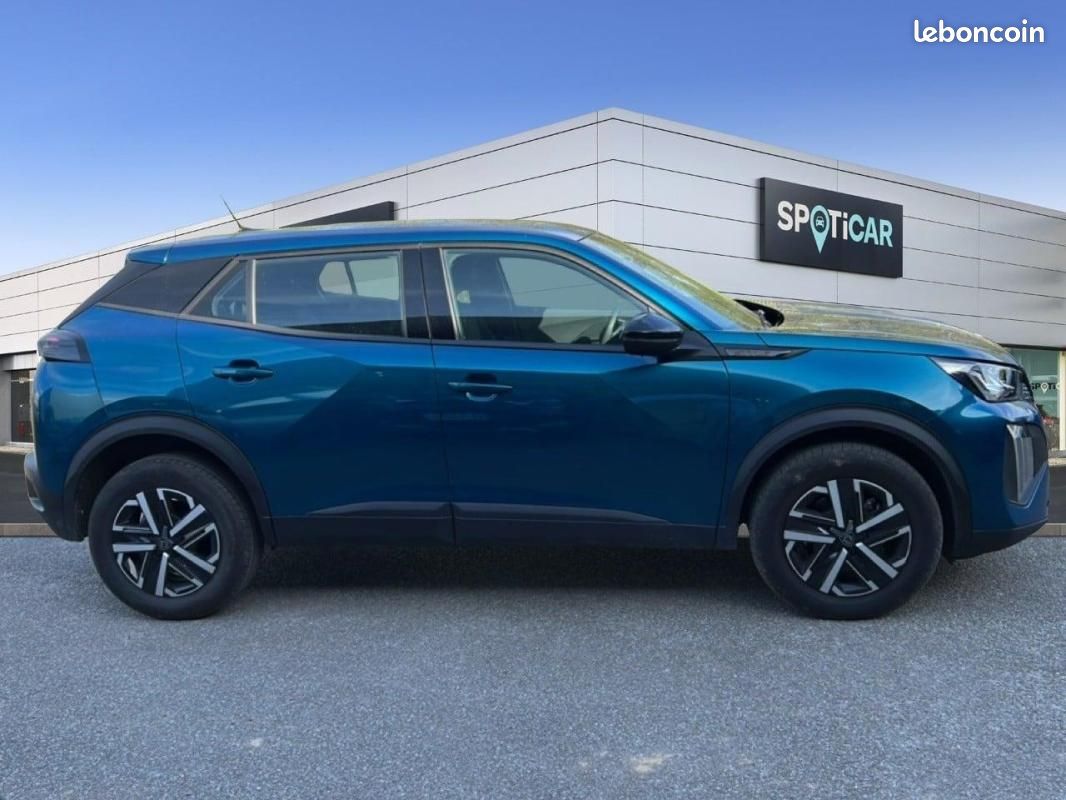 Peugeot 2008 Hybrid 145 e-DCS6 Style (image 4)