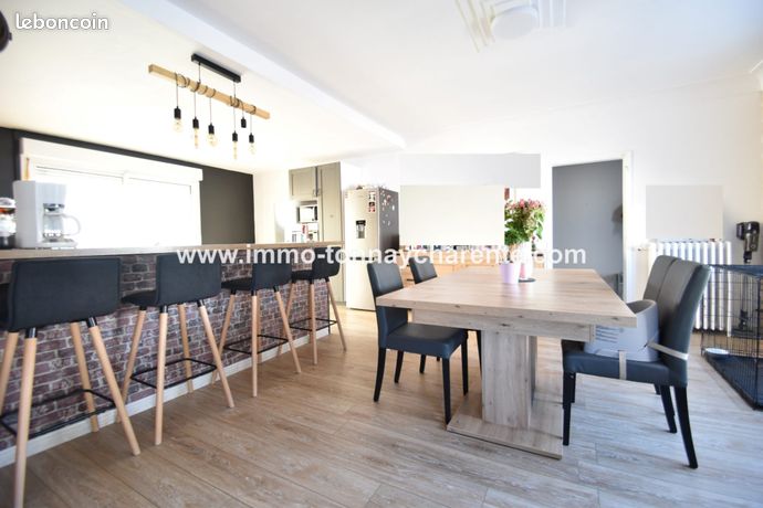 Maison 7 pièces 350 m²