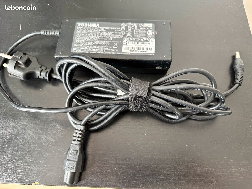 Chargeur pc portable toshiba (image 1)