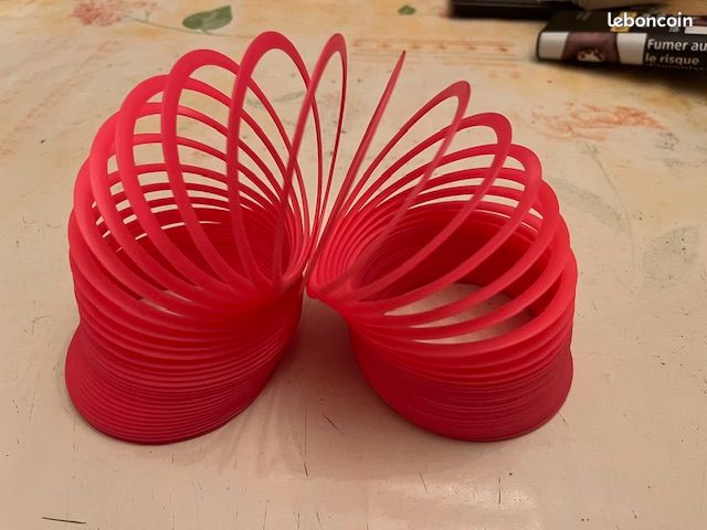 Ressort magique en plastique rose Jeux Jouets - Main Image