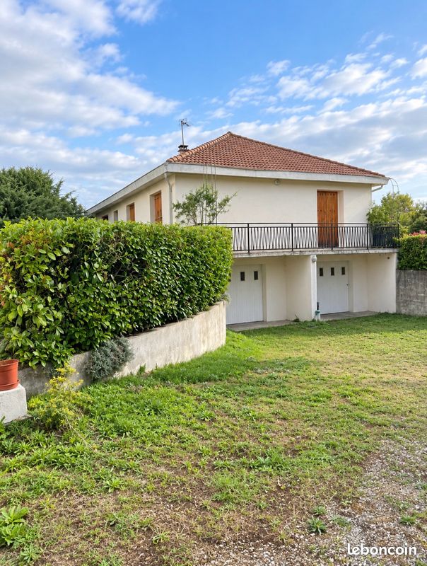 Maison 4 pièces 105 m² · à Cronat · 105 m² · 109 000 €