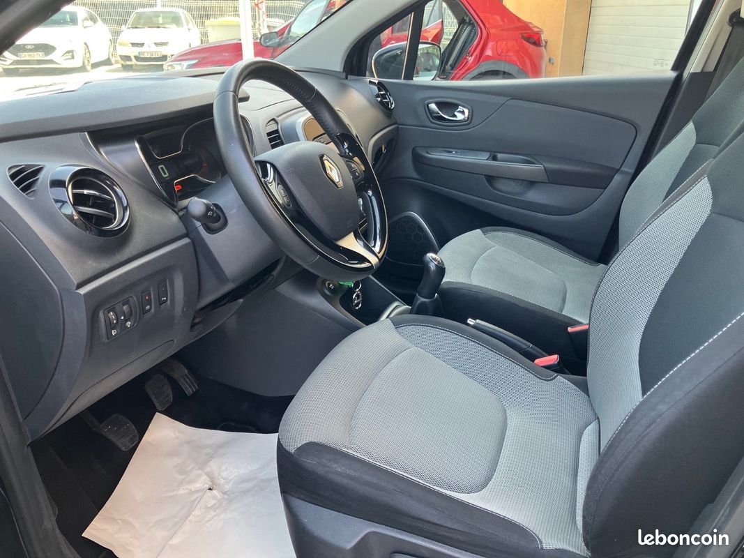 RENAULT CAPTUR BUSINESS dCi 90 Energy eco² Business E6 (image 5)