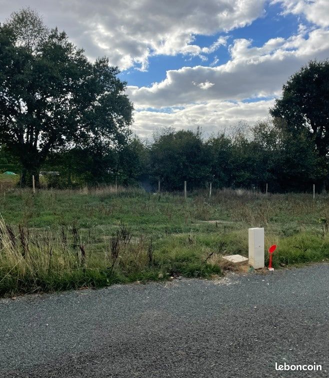 Terrain 656 m² · à Chinon · 51 000 €