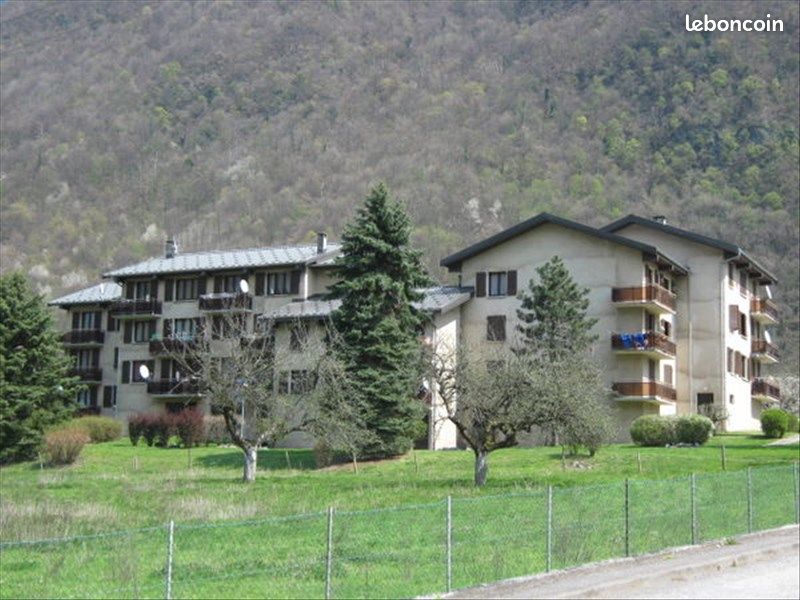 Appartement 4 pièces 77 m² · à Épierre · 77 m² · 651 €