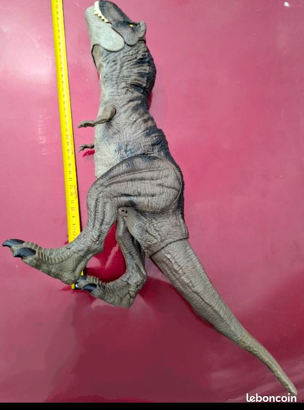 Figurine Jurassic World T-Rex grand prédateur (image 3)