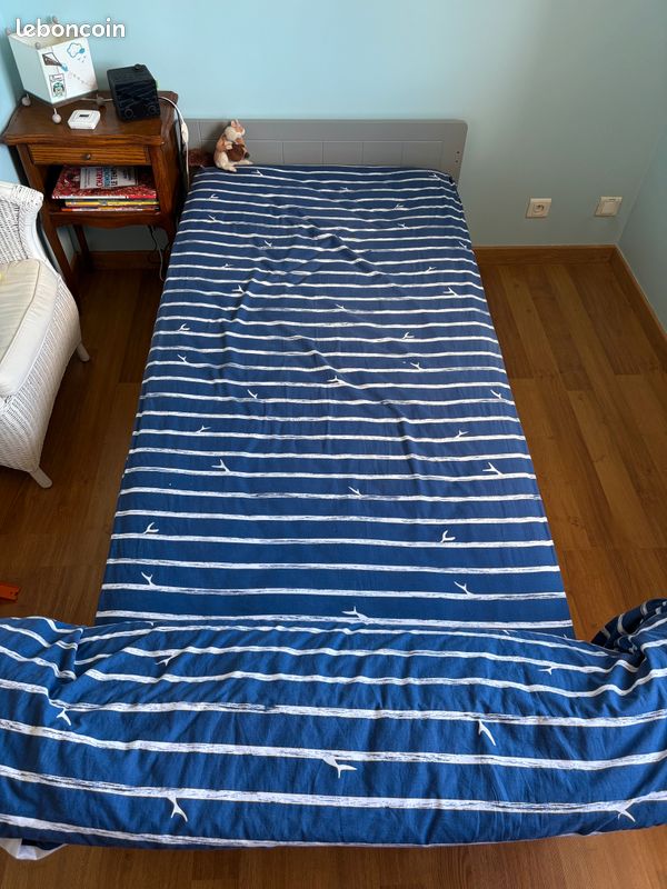 Matelas bultex + lit (image 2)