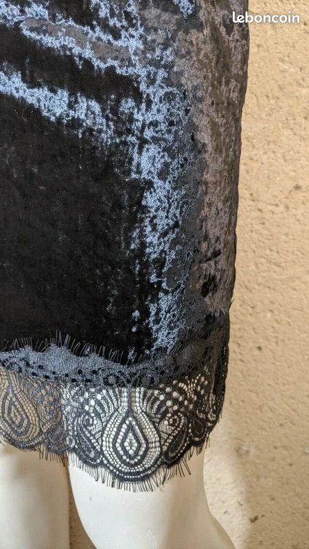 Jupe Noire En Velours Côtelé Comptoir Des Cotonniers Taille 38 - Style Crayon - Neuf Avec étiquettes (valeur 125€)