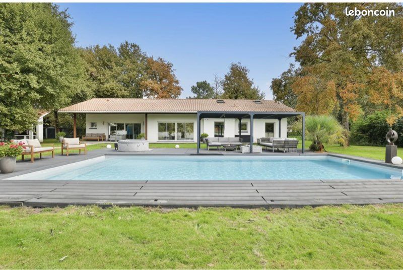 Maison 6 pièces 180 m² · à Salles · 180 m² · 580 000 €