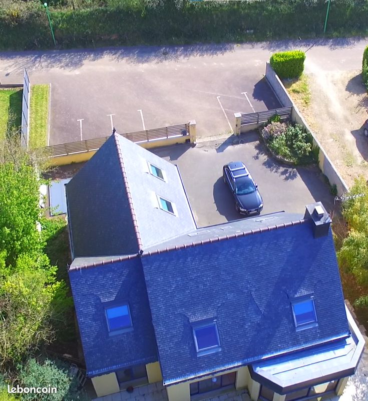 Maison 10 pièces 220 m² · à Sibiril · 220 m² · 320 000 €
