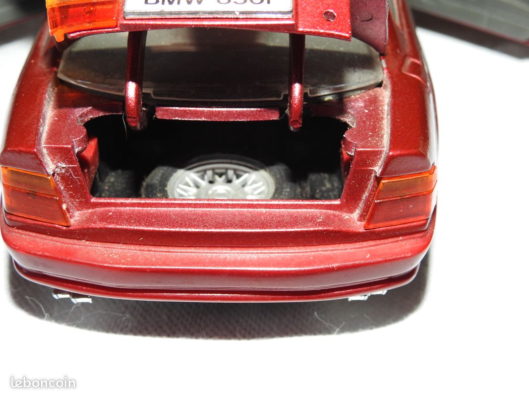 Voiture miniature BMW 850 i 1/18 MAISTO (image 6)