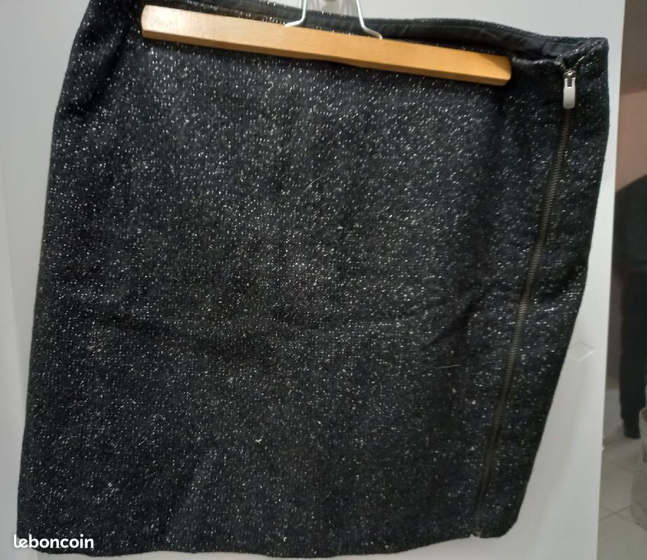 Jupe courte femme noire, effet paillette (image 4)
