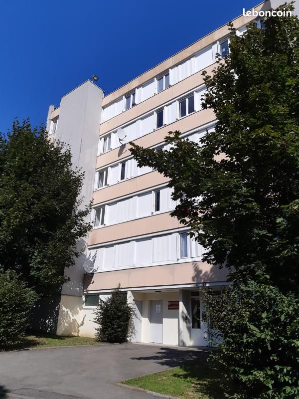 Appartement 4 pièces 76 m² · à Héricourt · 76 m² · 460 €/mois